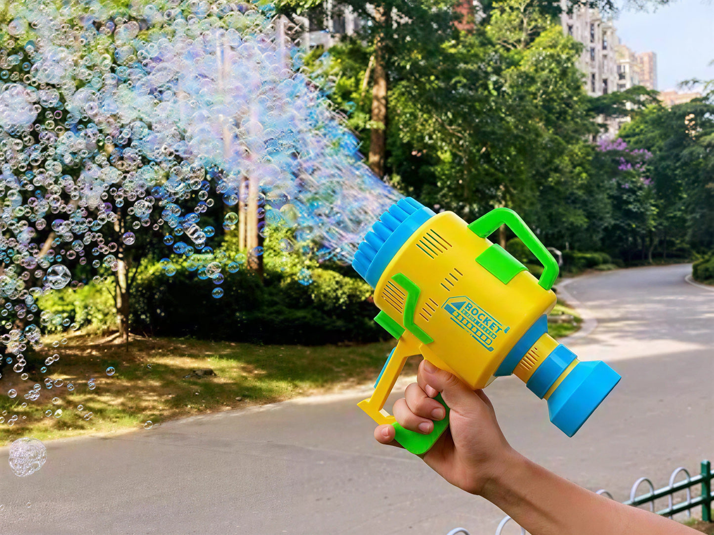 AYZEL™ Rocket 48-Hole Electric Bubble Machine